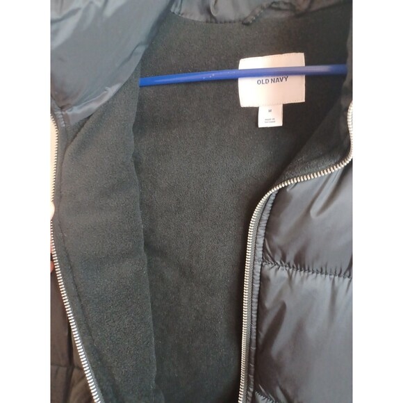 Old Navy Quilted Puffer Vest Womens M Black Zip Pockets Mock Neck Lightweight - Picture 6 of 10